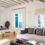 Excellent Mykonos Psarrou Omega 5 Bedrooms Stunning Sea Views Psarrou فيلة Mykonos Town